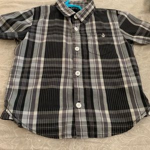 Boys size 3t Volcom dress shirt